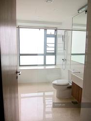 Waterfront Waves (D16), Condominium #107111302